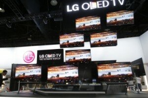 Smartphones and big screens mark CES 2013