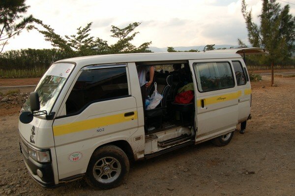 Visa rolling out cashless bus payments in Kenya