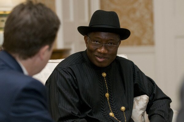 President Jonathan commissions first Nigerian Research and Education Network