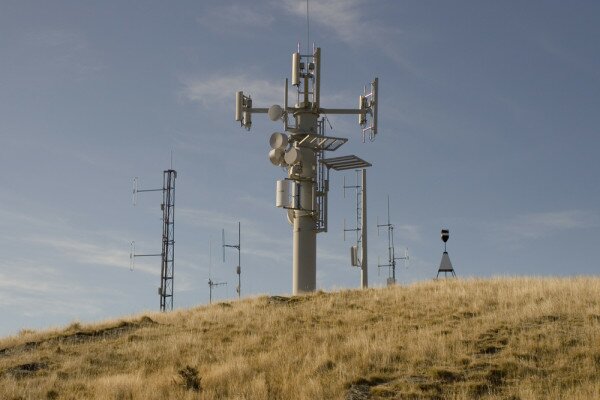 Nigerian army disconnects phone lines in Borno state