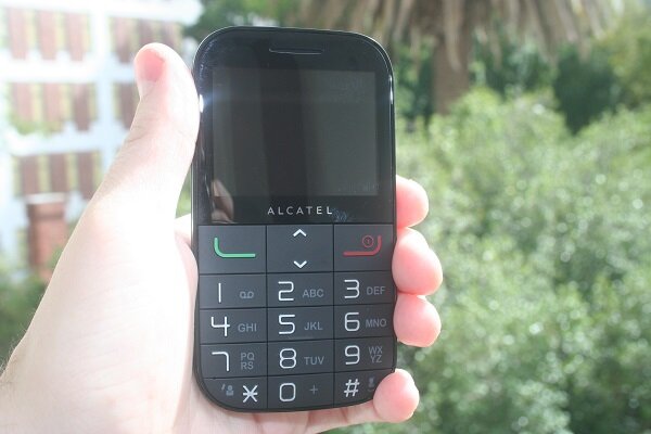 REVIEW: Alcatel One Touch 2000