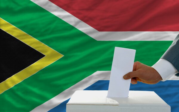 SA election “selfies” illegal – IEC