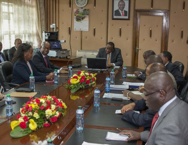 Kenyatta confirms Safaricom security system contract