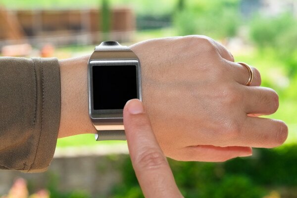 Microsoft to offer wearable tech – report